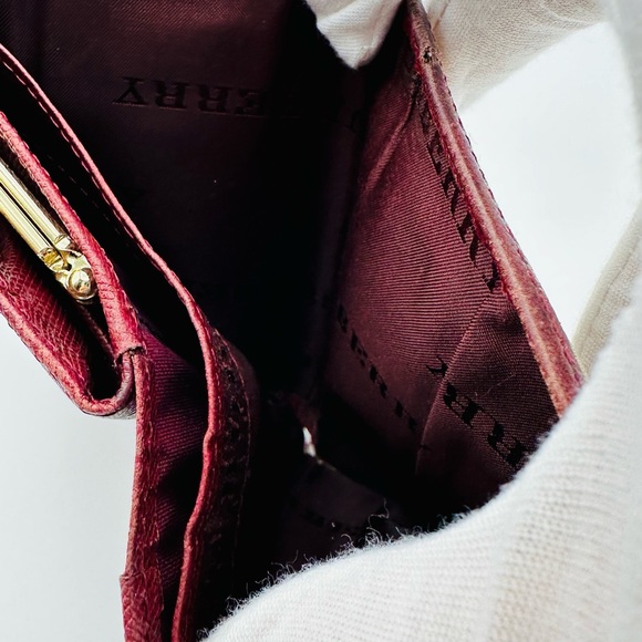 Burberry Nova Check Wallet - Picture 7 of 12